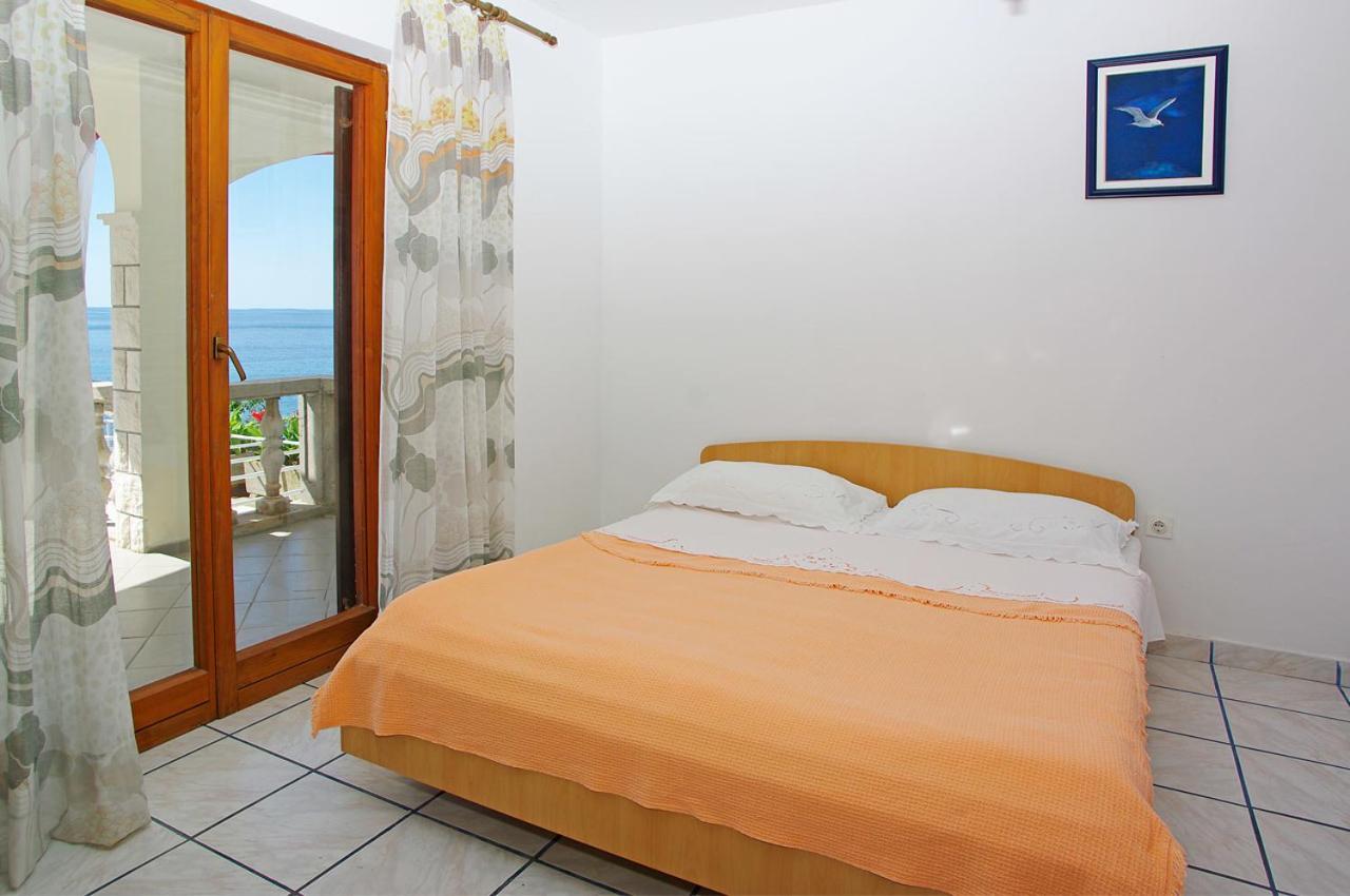 Apartments Penovic Prizba Ruang foto