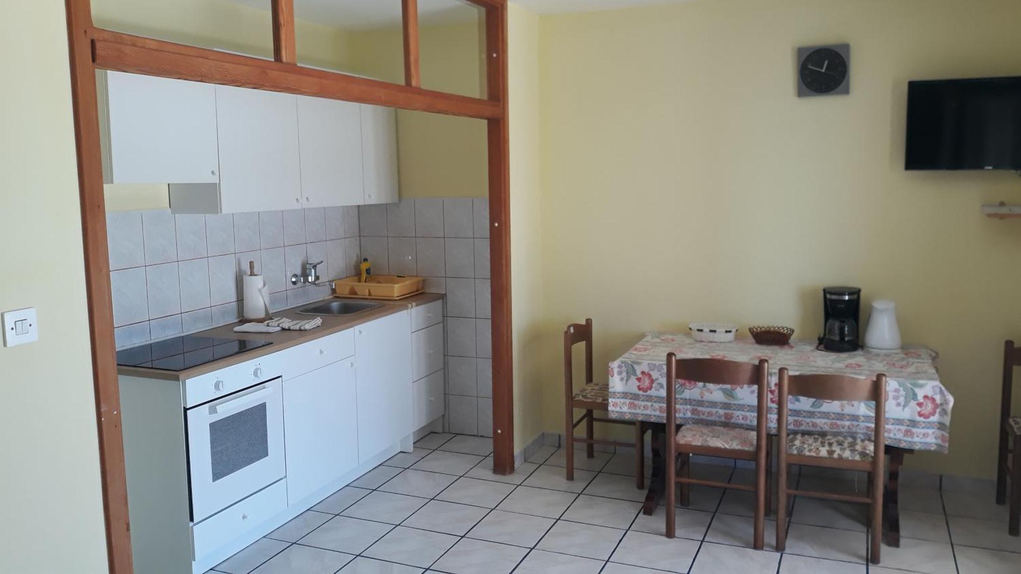 Apartments Penovic Prizba Bagian luar foto